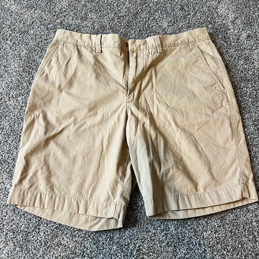 Khaki shorts
